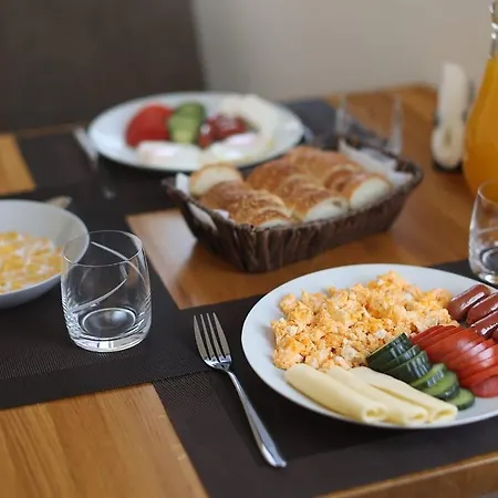 Bliss Szálloda 3*