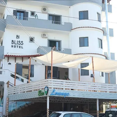Hotel Bliss 3*