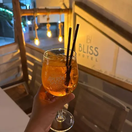 Bliss Szálloda